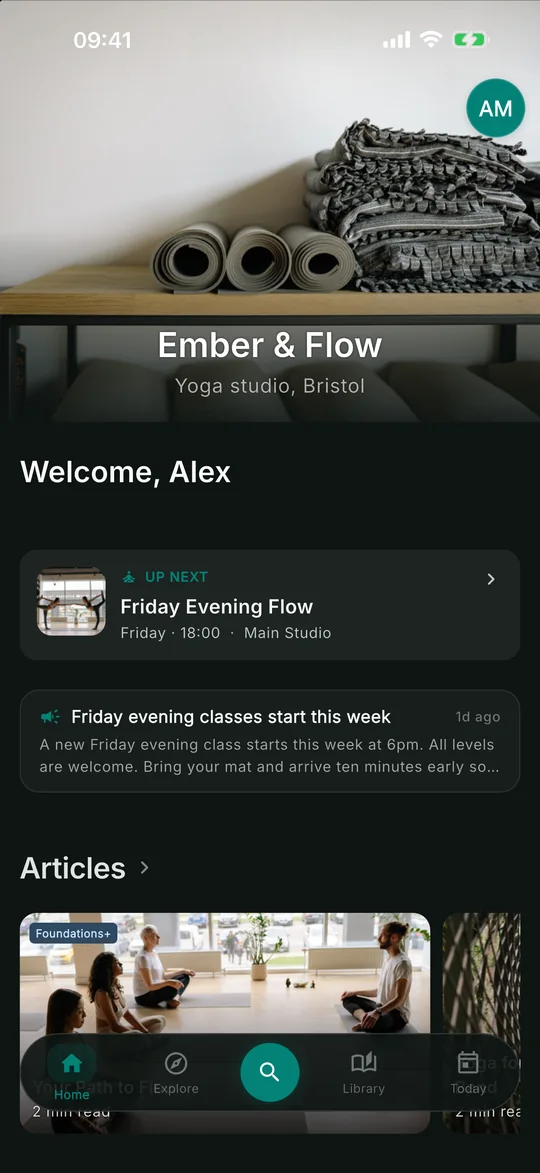 C3NTR Home screen for a yoga school